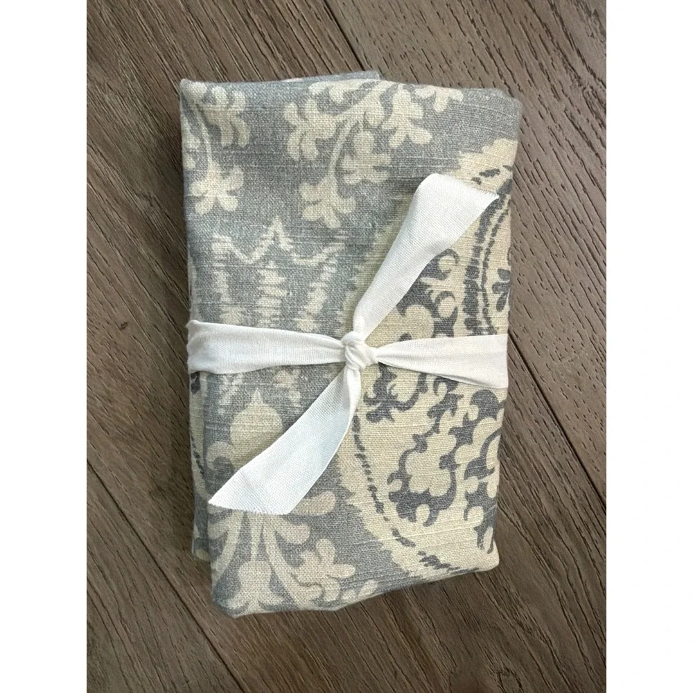 Pottery Barn Suzani Medallion Pillow Cover Blue Ivory Jacquard Square 18x18
